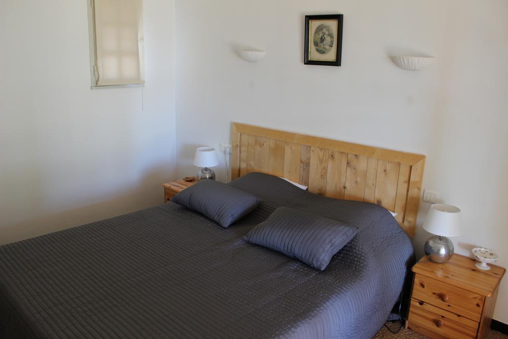 La Maison Des Roches Holiday home Gordes