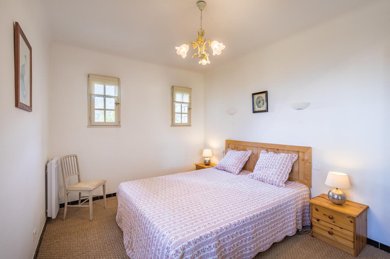 Holiday home La Maison Des Roches Gordes